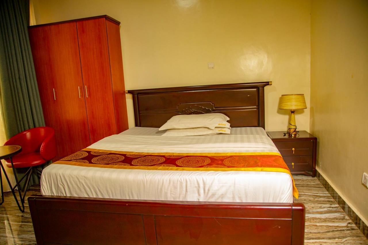 Avisha Town Hotel Kigali Exterior foto